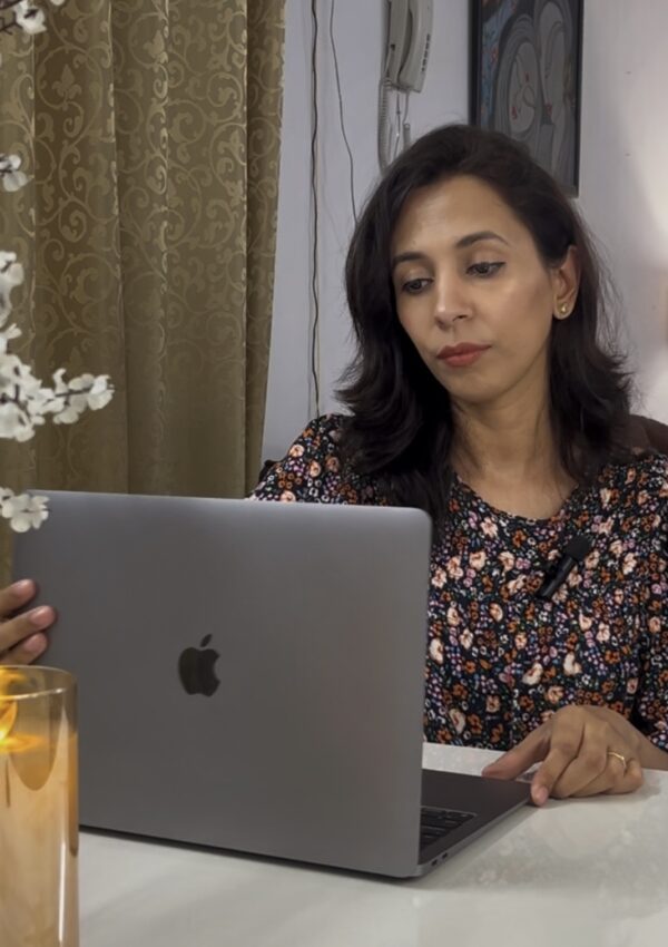 30 Crazy-Easy Side Hustles You Can Do from Your Laptop (Even in Pajamas!)